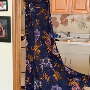 Maxi floral dress